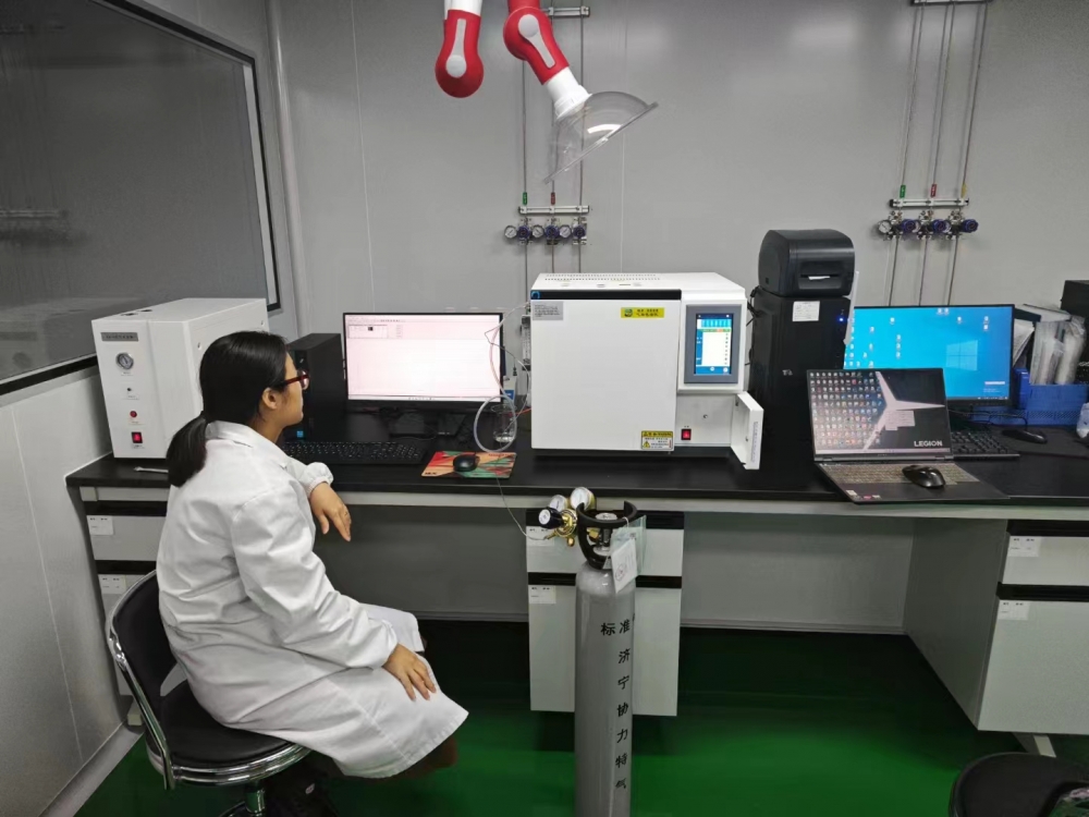 廣東某食品企業氣相色譜儀調試結束