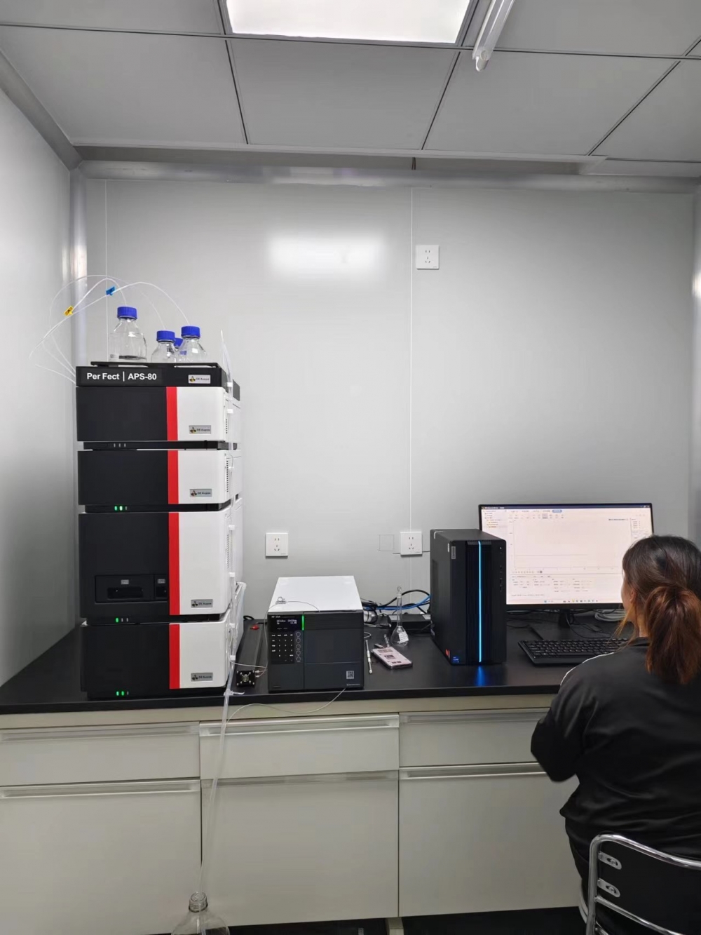 高效液相色譜儀在中藥材檢測項目中的應用及依據